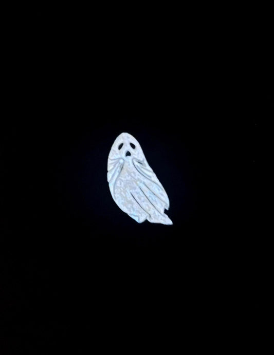 Glowing Ghost enamel Pin